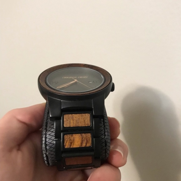 Original Grain Wristwatch - Picture 3 of 5